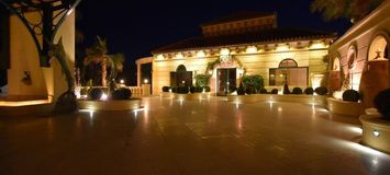 Palacete de lujo con vistas al mar 