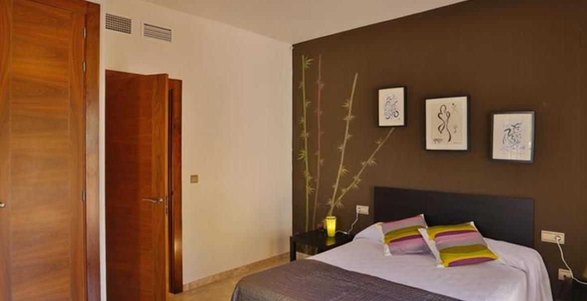 Lujo Moderno 14 Dormitorios Villa Cerca de la Playa.