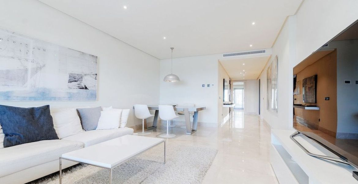 Luxury flat in Doncella Beach, Estepona with 2 bedrooms 