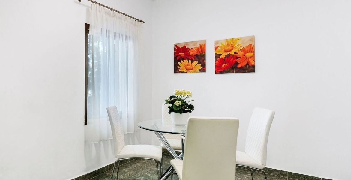 Villa al lado de mar en alquiler en puerto banus