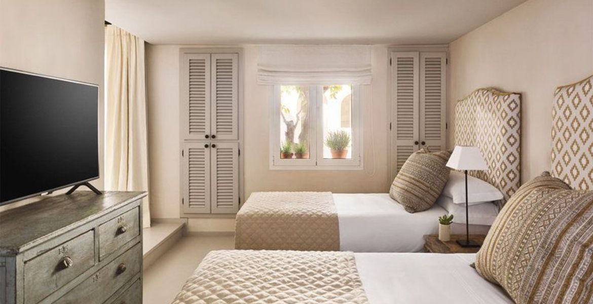Lujosa Villa en Milla de Oro Marbella