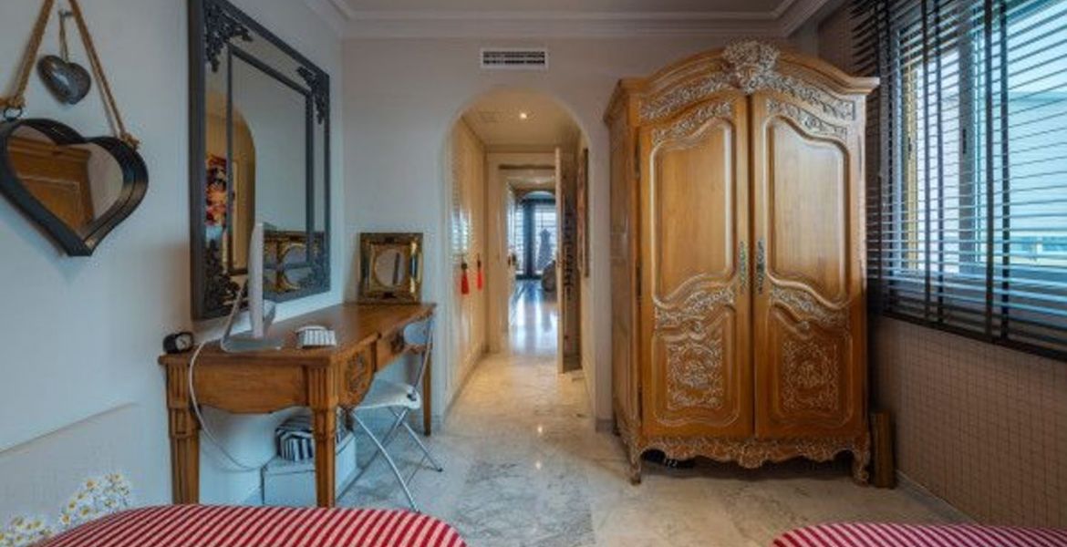 Alquiler de apartamento en playa esmeralda