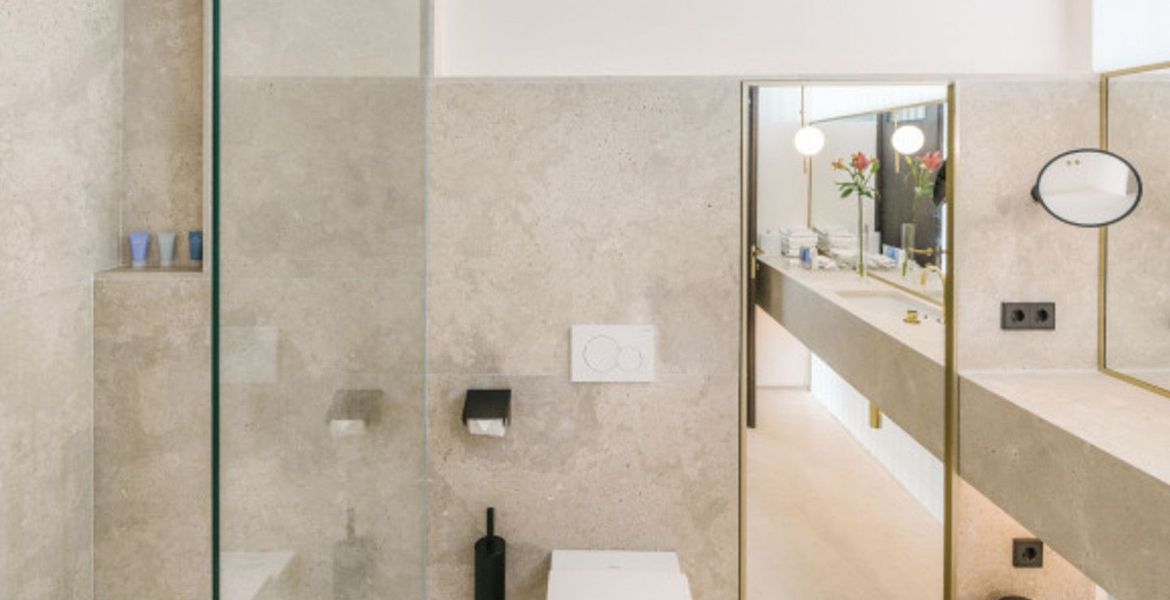 Private Suite for rent in the Hotel Puente Romano