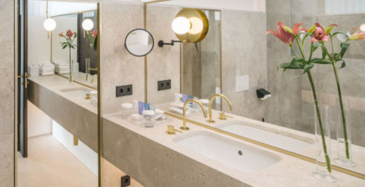 Private Suite for rent in the Hotel Puente Romano