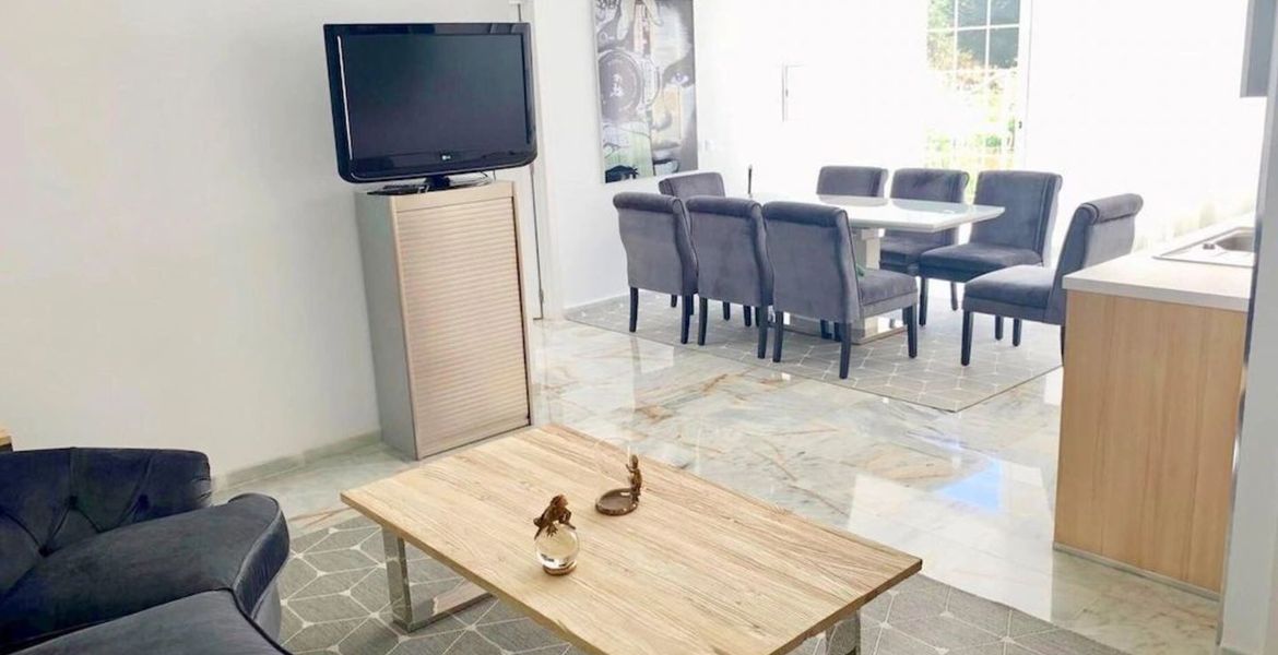 Chalet à Nueva Andalucia
