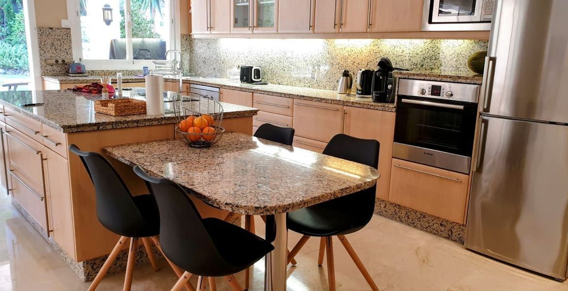 Villa for rent in Marbella