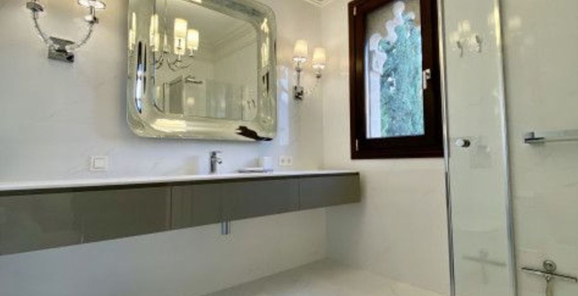 Villa in Sierra Blanca