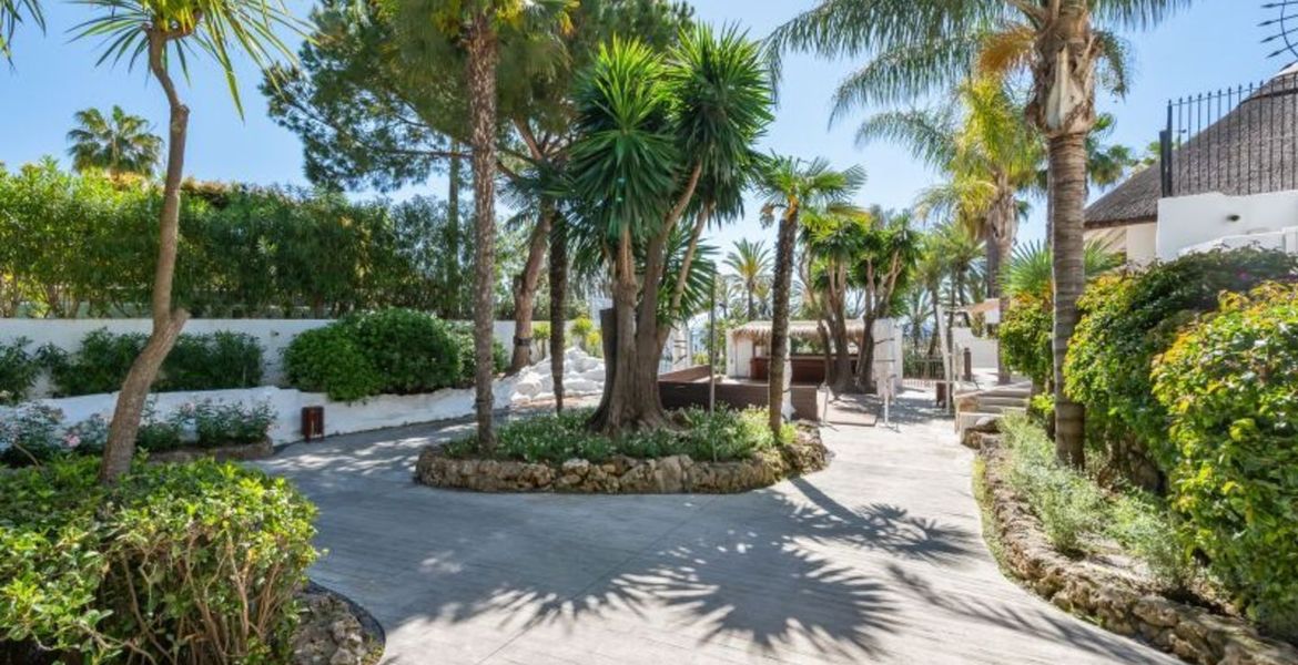 APARTAMENTO EN ALQUILER EN EL HOTE PUENTE ROMANO