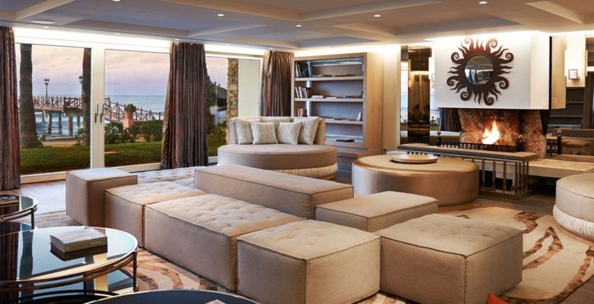 Exclusive Villa Front Beach Marbella