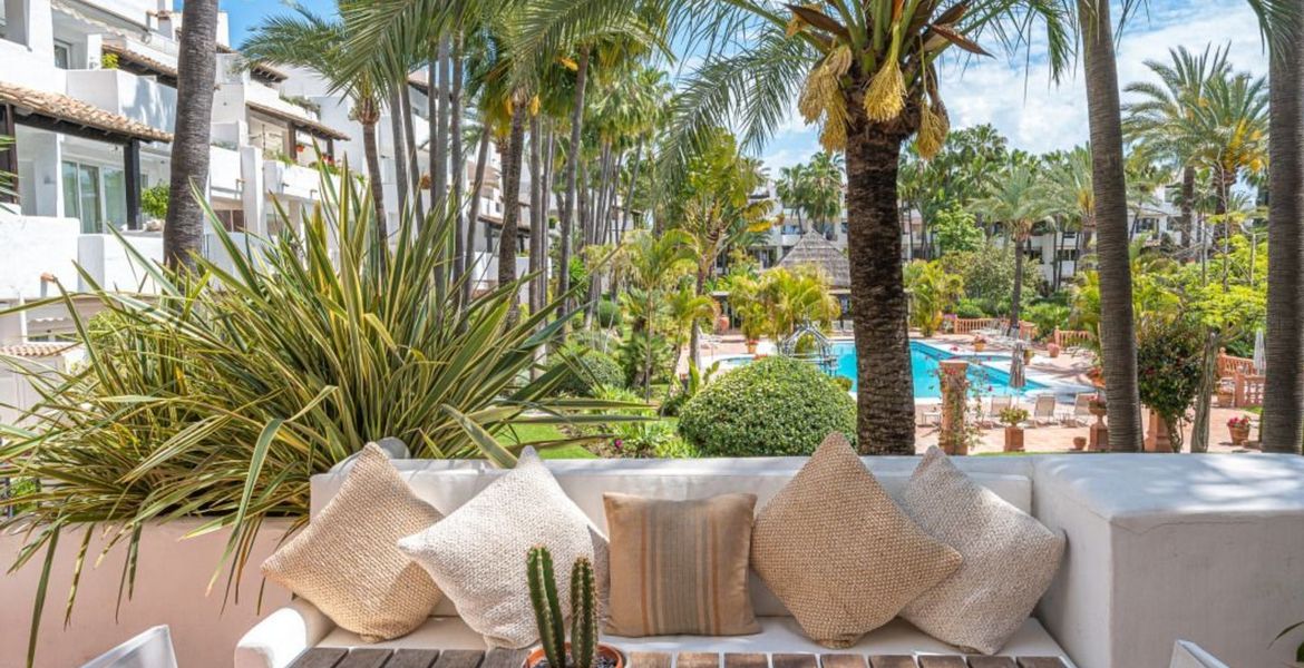 Appartement à louer à Marina Puente Romano Andalusian Garden