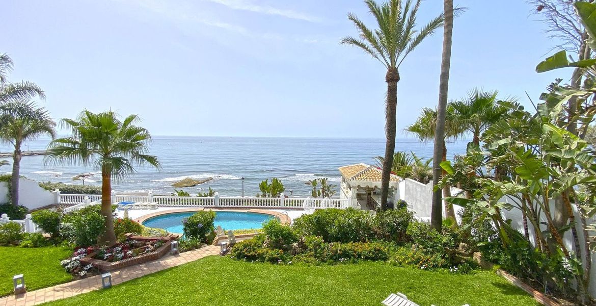 Front de mer Villa à Puente Romano
