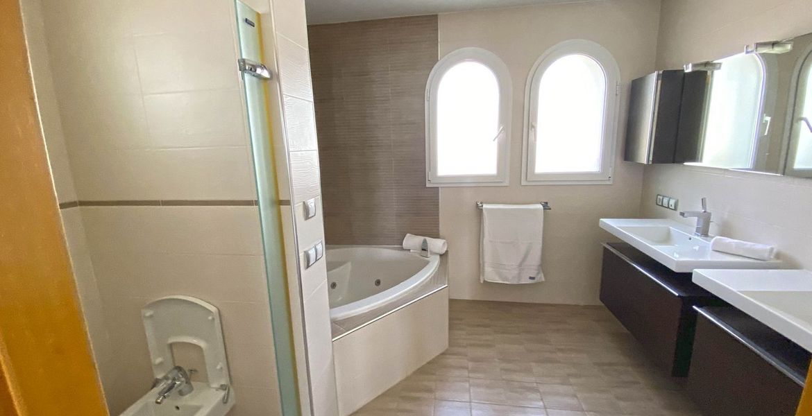 Front de mer Villa à Puente Romano