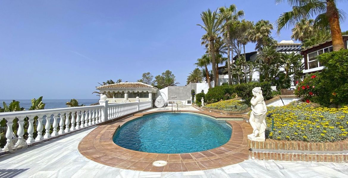 Front de mer Villa à Puente Romano