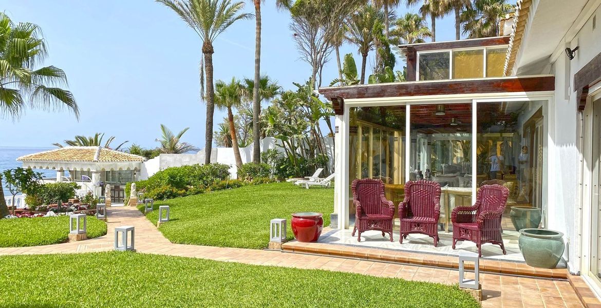 Front de mer Villa à Puente Romano