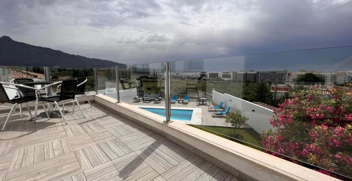 Villa in MARBELLA with 4 bedrooms and 4 bathrooms.