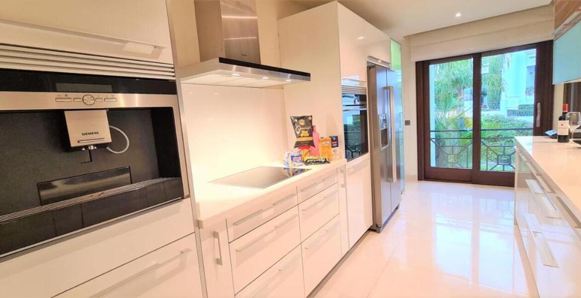 Luxury flat in Doncella Beach, Estepona with 2 bedrooms 