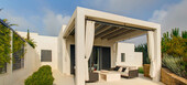 Fabuleuse villa de 7 chambres située sur un double terrain 