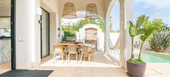 Une grande villa indépendante de quatre chambres et quatre s