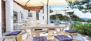 Villa Ibiza 5* avec 6 chambres 