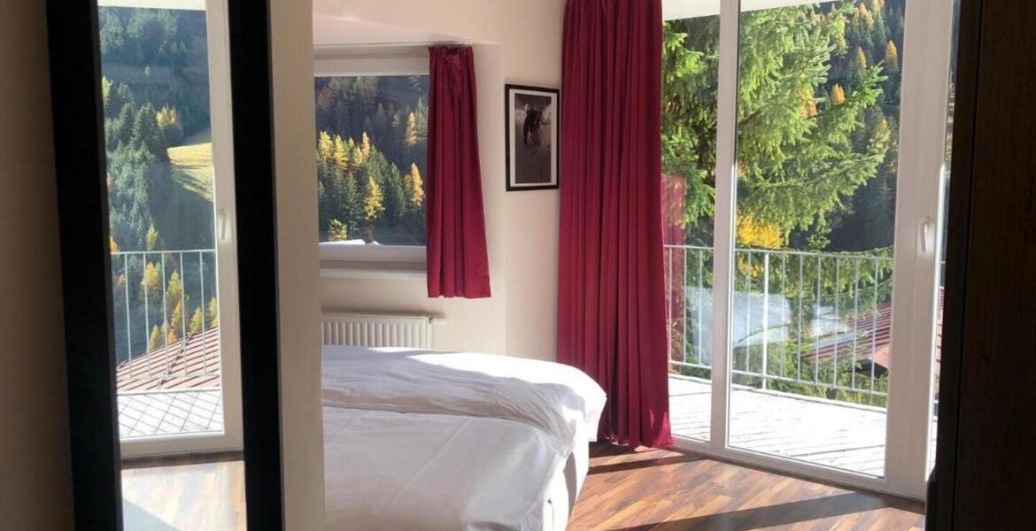 Situé à 50 km de Knappenwelt Gurgltal, ce chalet propose un 