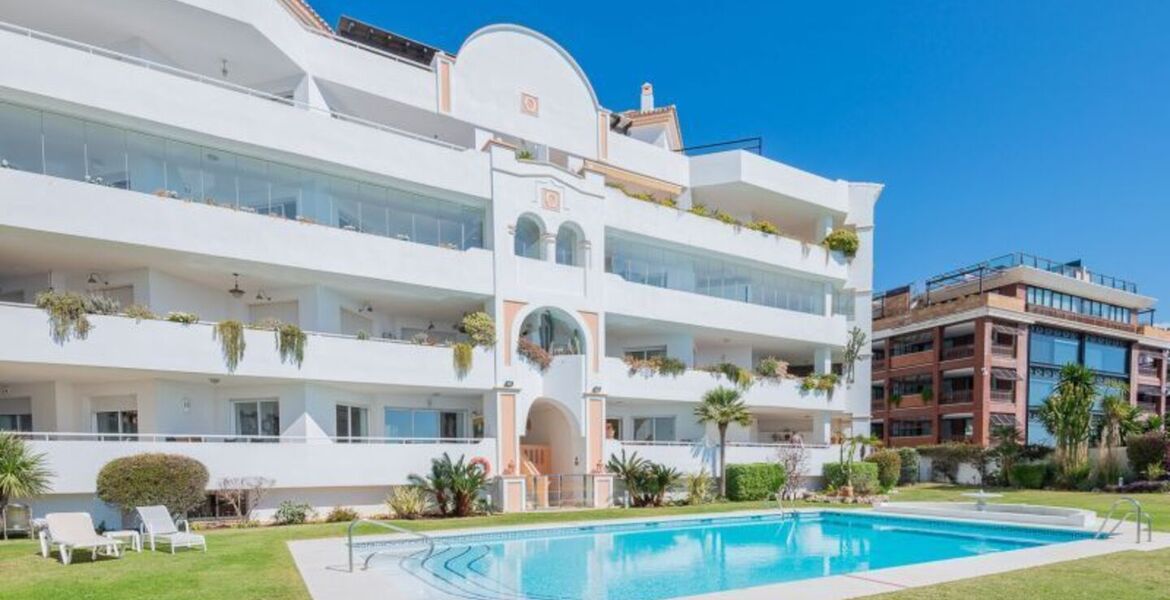 Frontline Beach apartment in Marbella