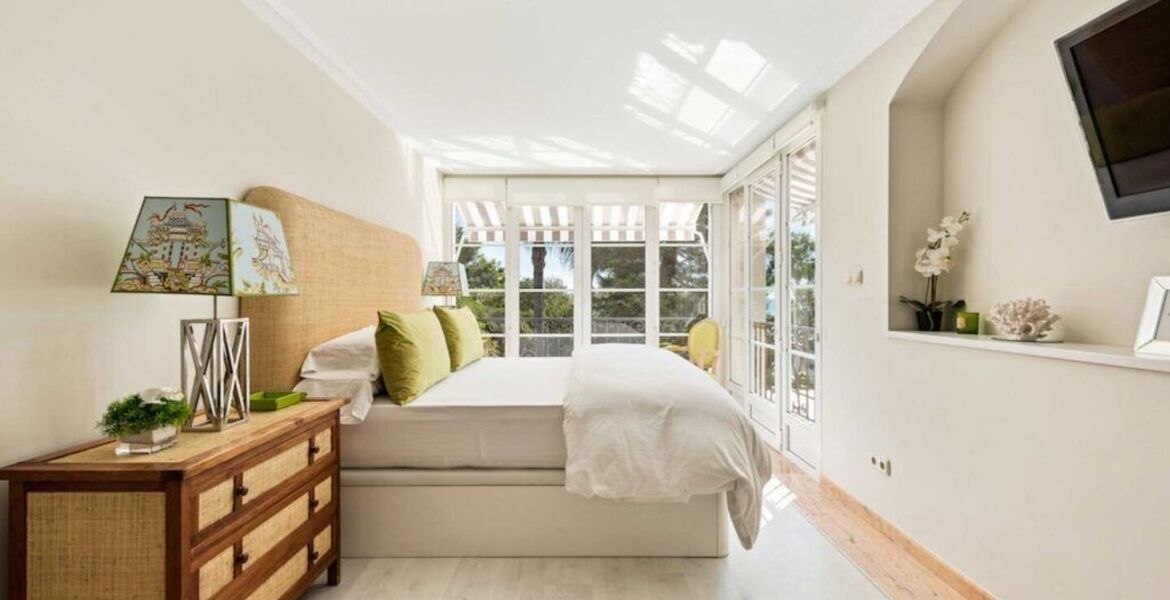 Beachfront Luxury Villa Los Monteros, Marbella