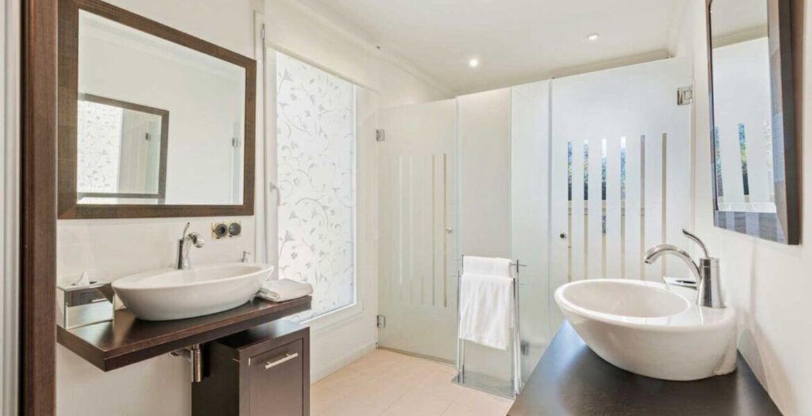 Beachfront Luxury Villa Los Monteros, Marbella