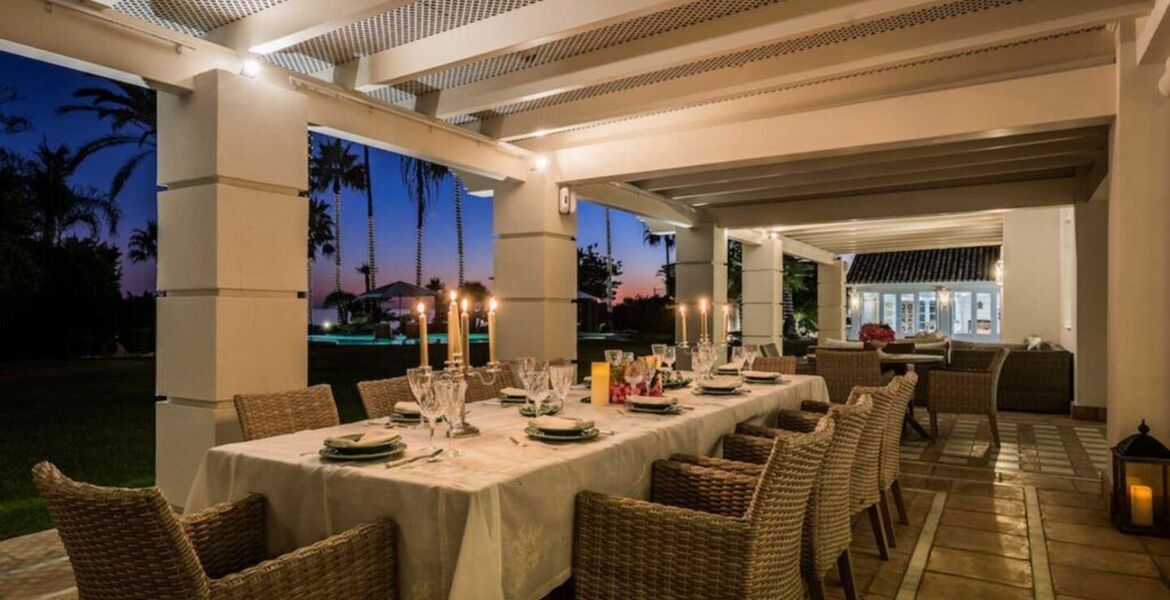 Beachfront Luxury Villa Los Monteros, Marbella