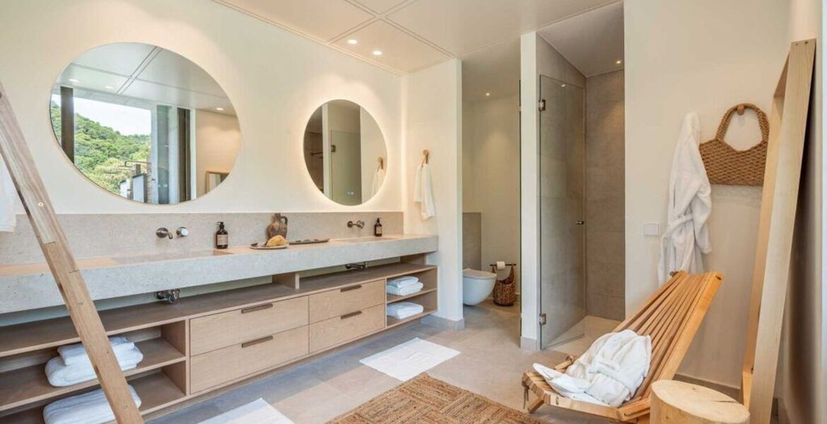 Modern Villa for rent in Benahavis