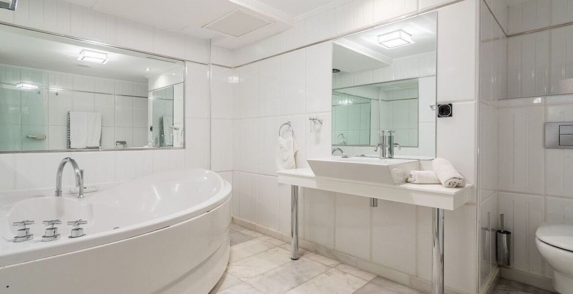 Villa for rent in Marbella Cabopino