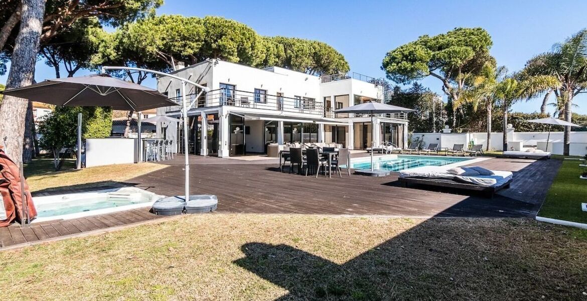 Villa for rent in Marbella Cabopino