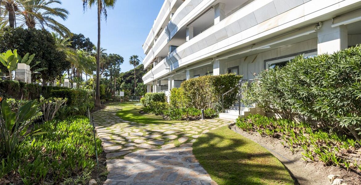 Apartment Beachside with Sea Views