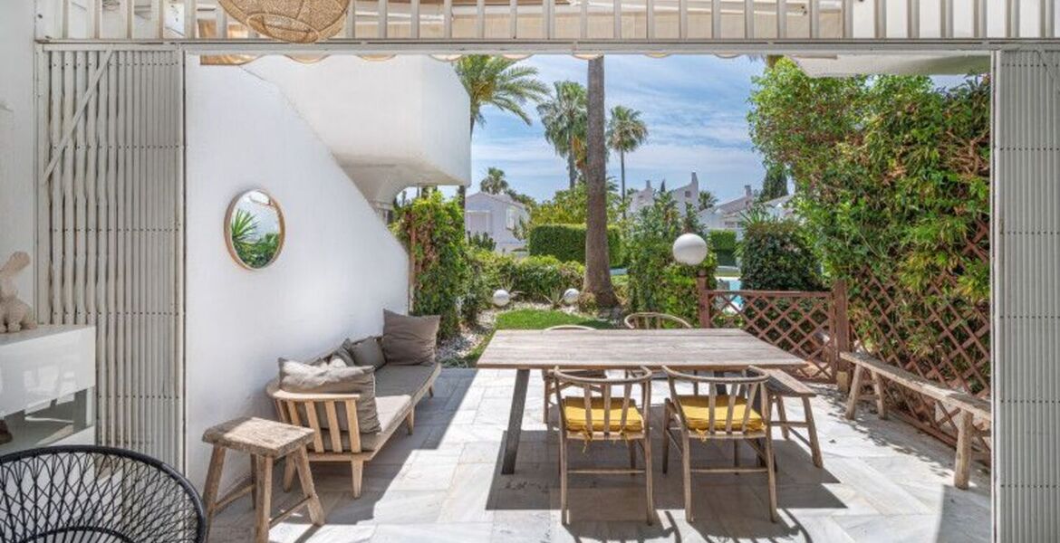 Townhouse for rent in Golden Mile