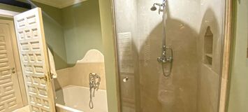 Suite Privada de tres Dormitorios en el Hotel Puente Romano