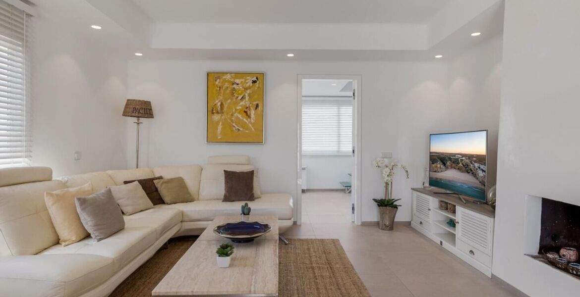 Penthouse à louer à Puerto Banus