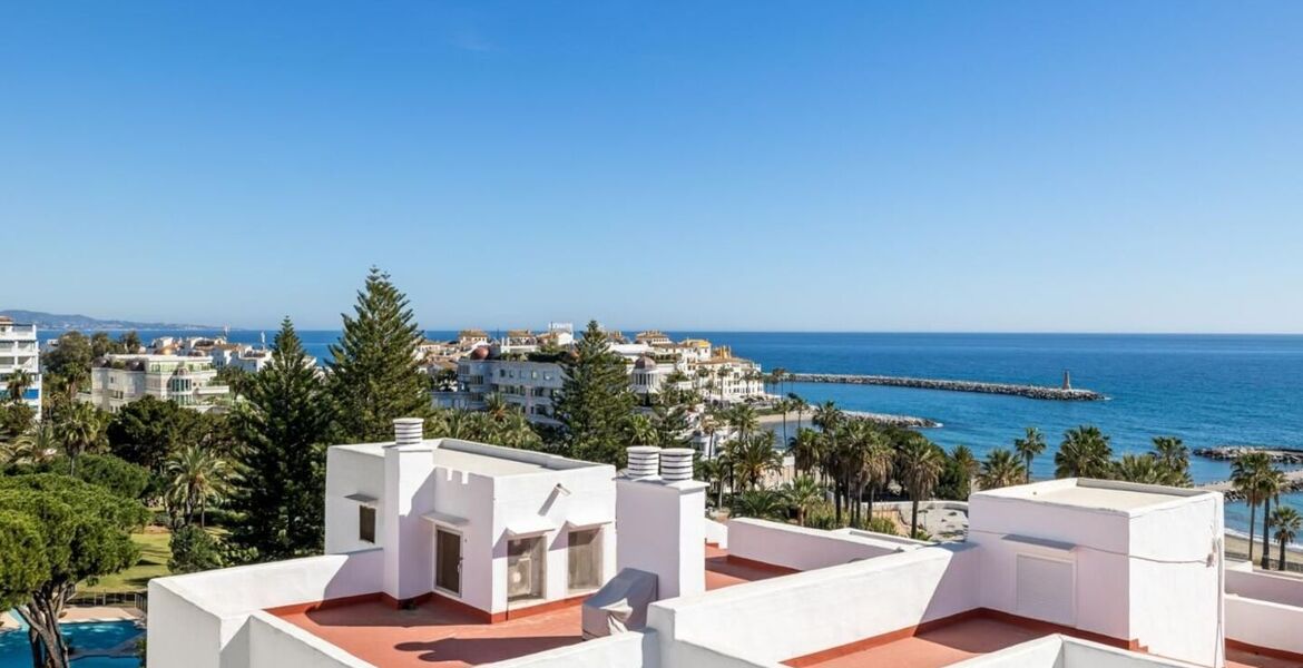 Penthouse à louer à Puerto Banus