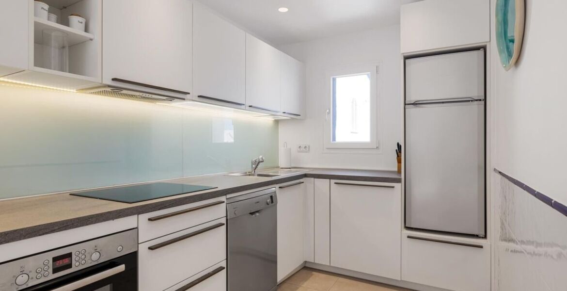Penthouse à louer à Puerto Banus