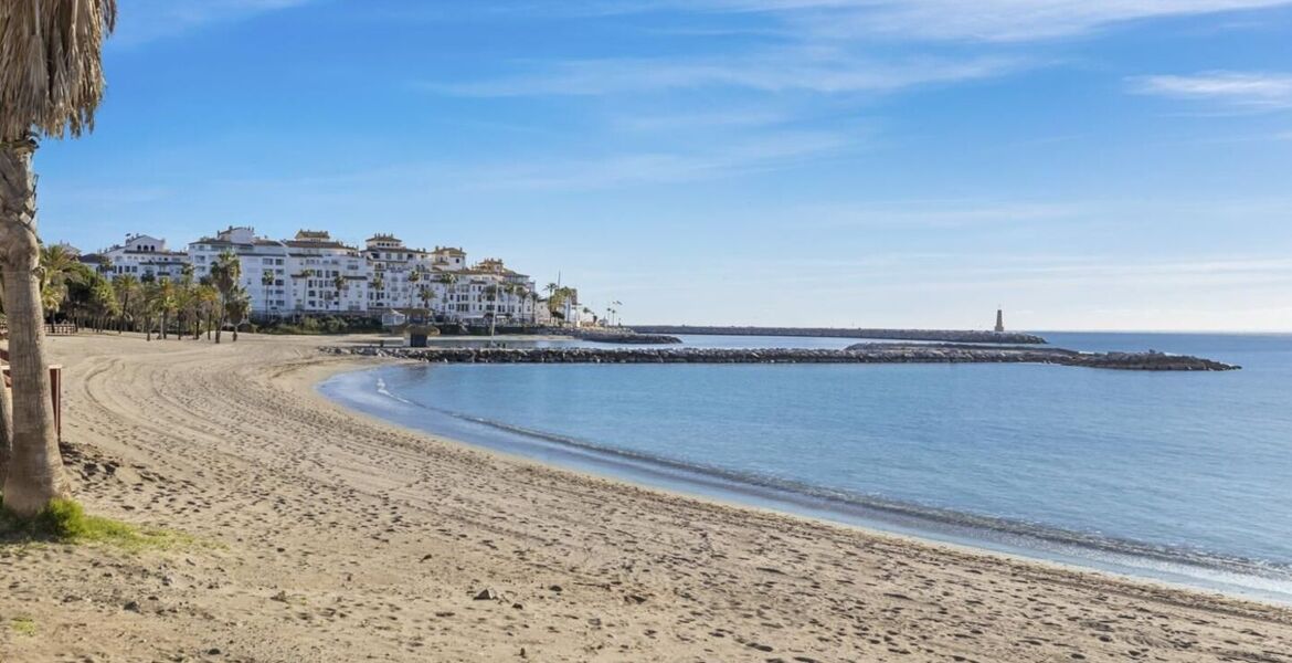 Penthouse à louer à Puerto Banus