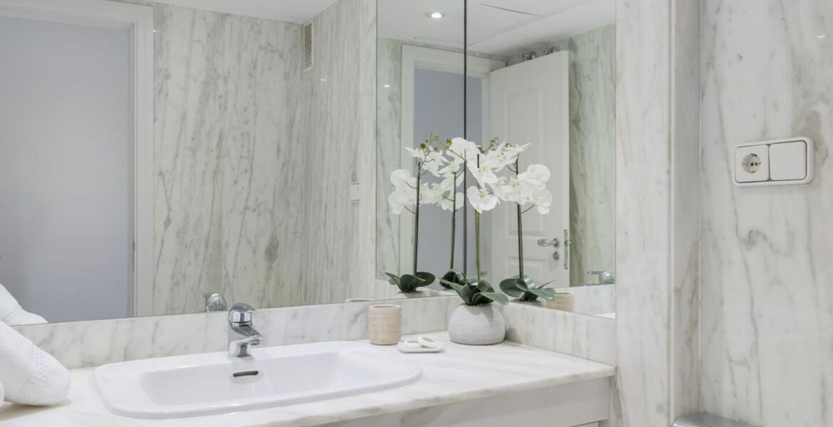 Apartment for rent in Puerto Banus