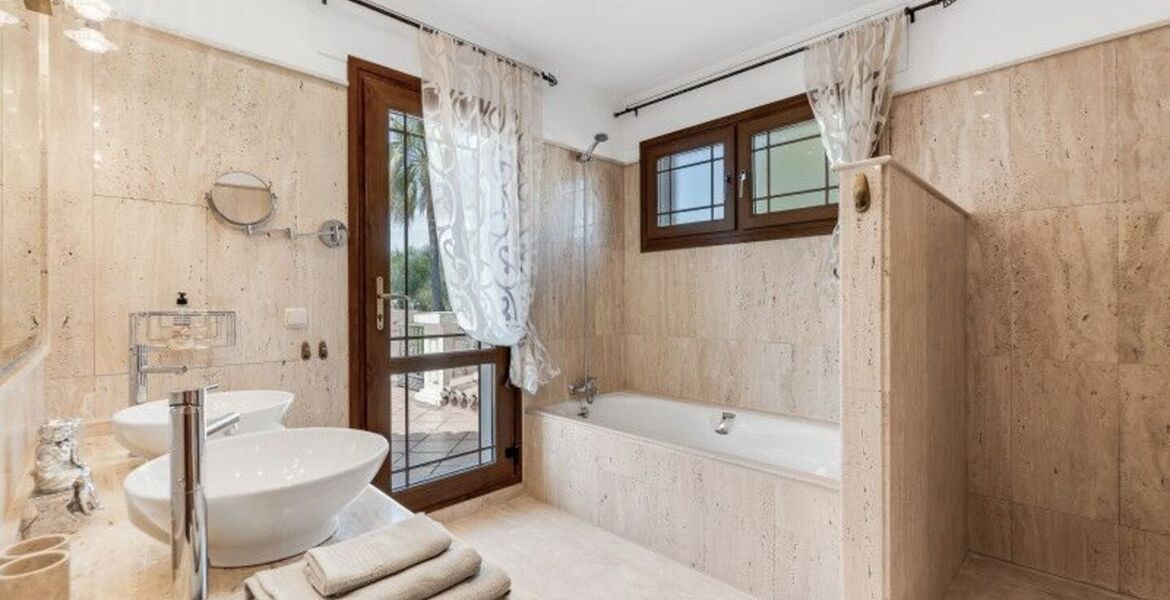 Villa en alquiler en Benahavís