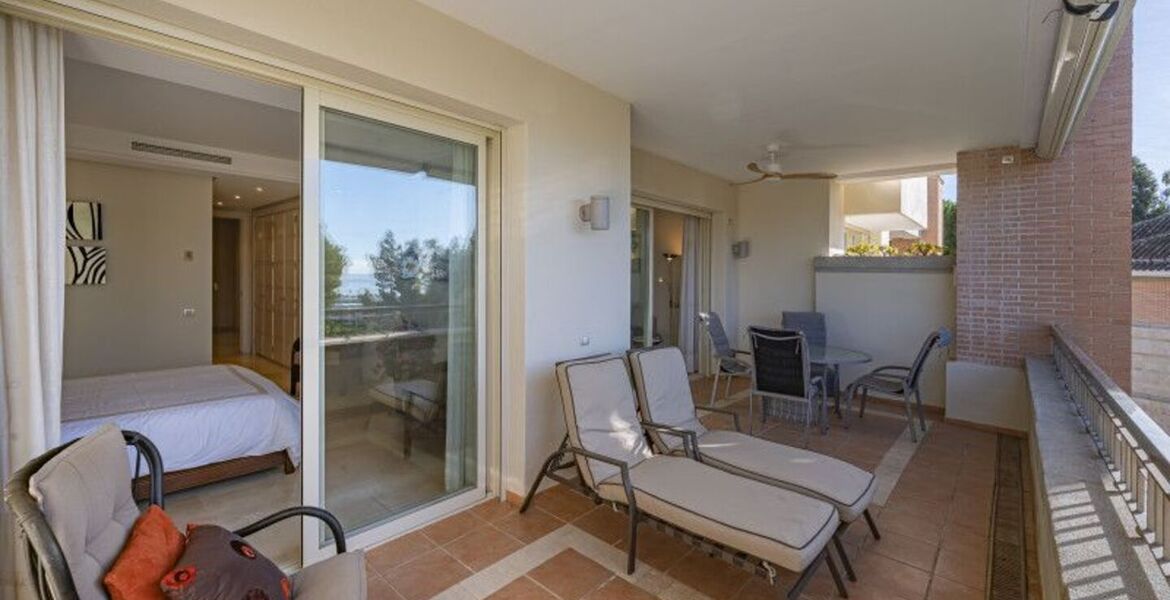 Apartment with sea views for rent in Golden Mile