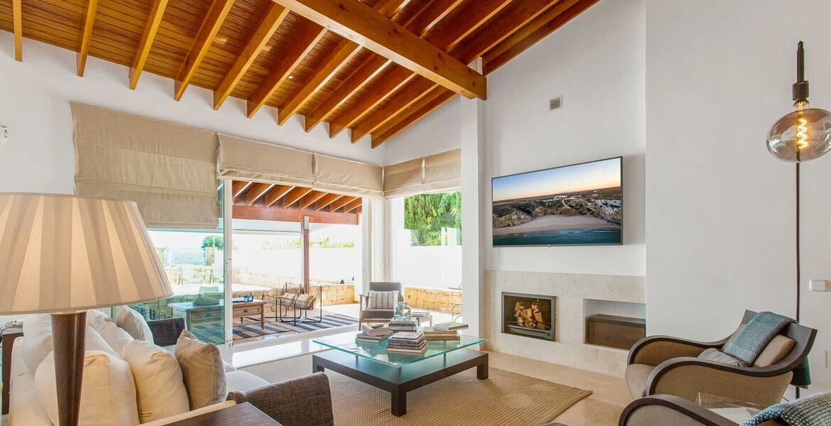 Villa for rent in Benahavis