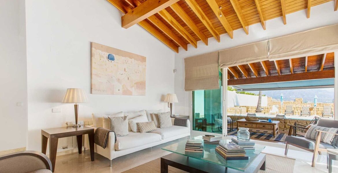 Villa for rent in Benahavis