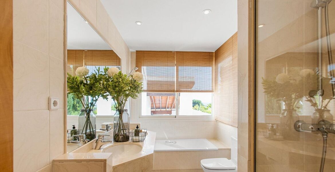 Villa for rent in Benahavis