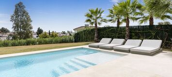 Villa for rent in Estepona