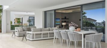 Villa for rent in Estepona