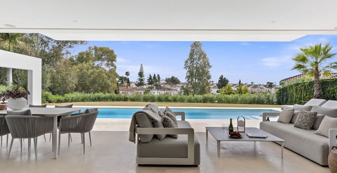 Villa for rent in Estepona