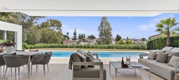 Villa for rent in Estepona