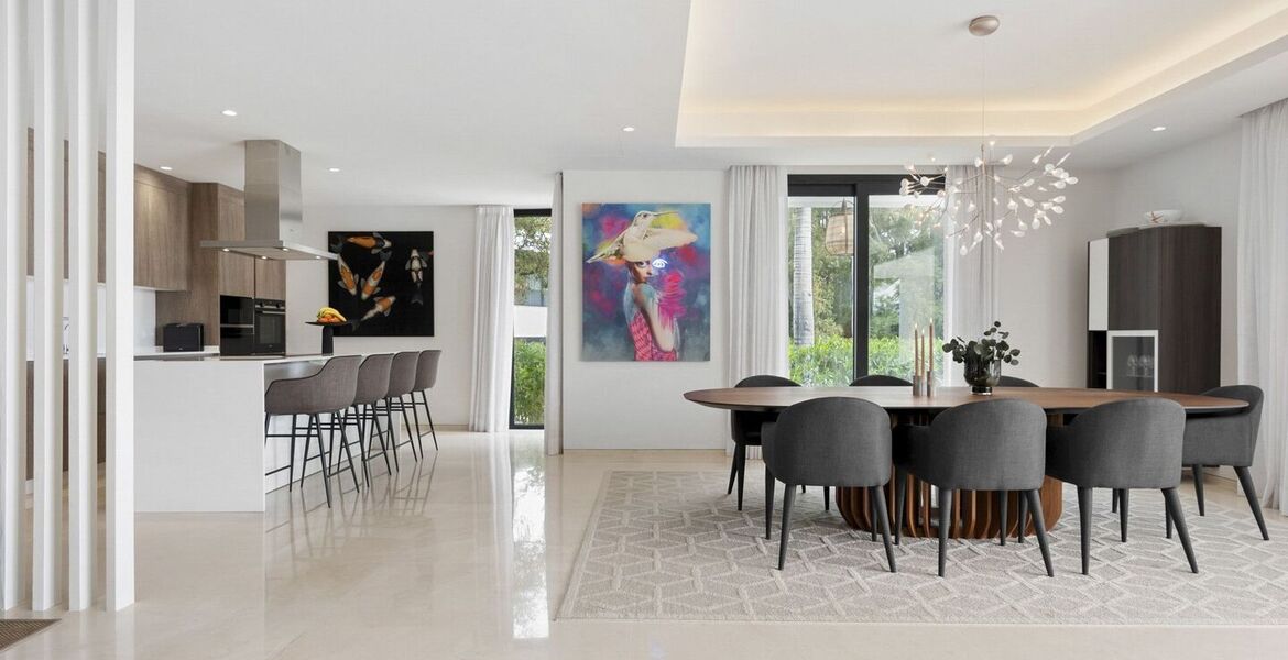 Villa for rent in Estepona