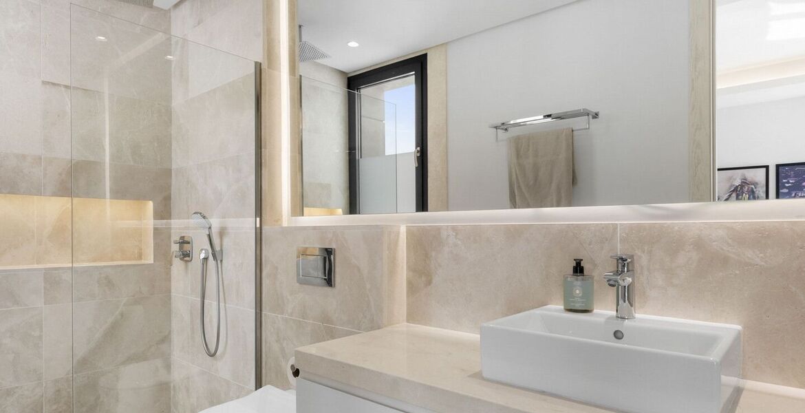Villa for rent in Estepona
